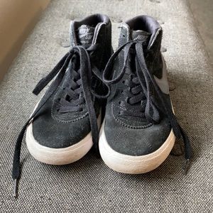 Nike SB Bruin women’s 6.5